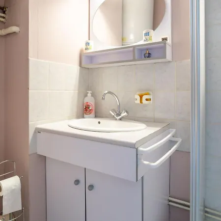 Fleur Marine-31 By Interhome * كابورغ